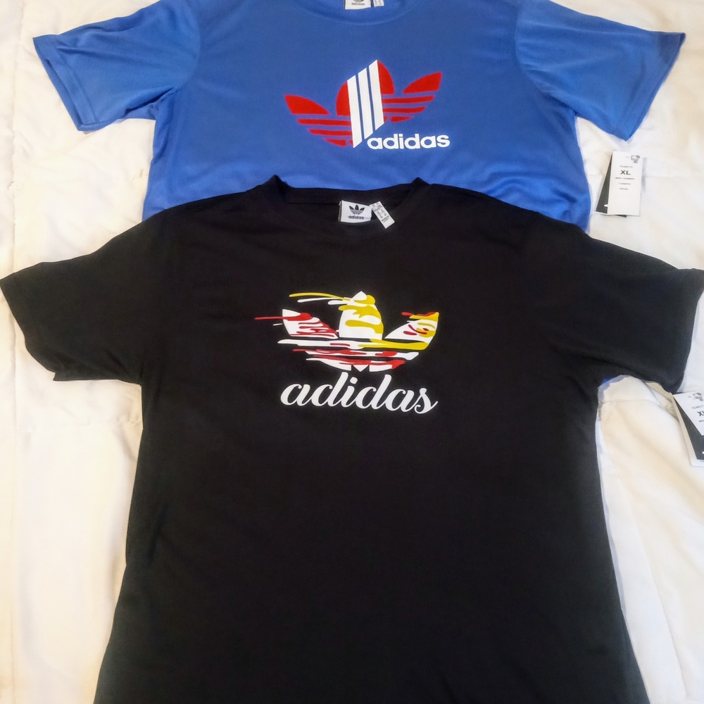 Adidas Men's Blue and Black Graphic Tees